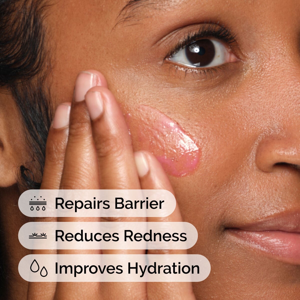soothing-and-barrier-support-serum-x8 ord-soothing-barrier-support-serum-model-application-with-benefits.jpg